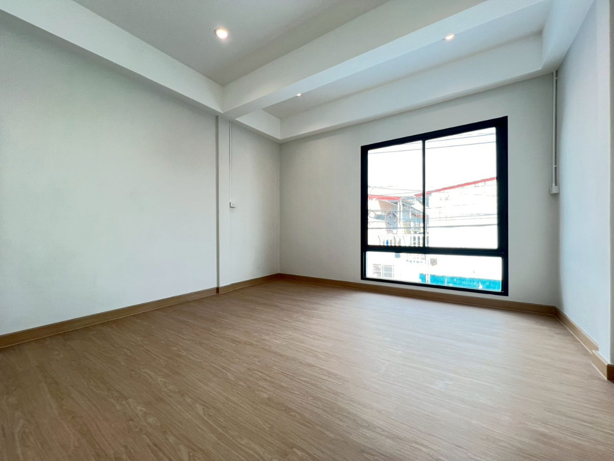 รูป ขายบ้านรีโนเวทใหม่ จรัญ13-ราชพฤกษ์ 4 นอน 2 น้ำ เข้าออกได้หลายทาง #ใกล้BTSบางหว้า #MRTบางหว้า - รูปที่ 3/5