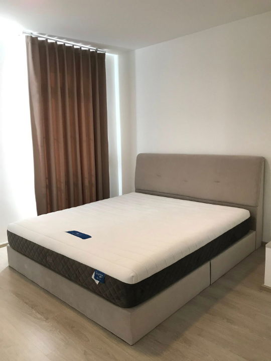 picture For Rent: Indy 2 Bangna-Ramkhamhaeng 2, fully furnished with built-in furniture, close to all amenities, opposite Mega Bangna. RW007375 - 7/13