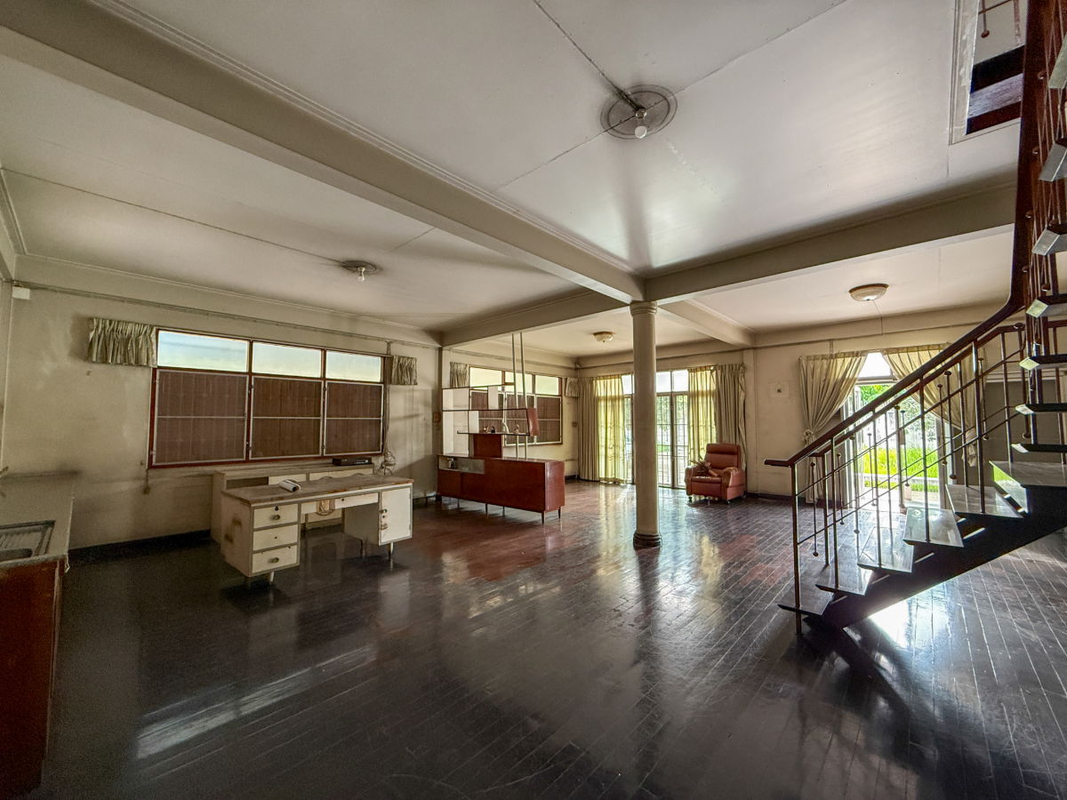 รูป ให้เช่าที่ดินพร้อมสิ่งปลูกสร้าง 658 ตรว  ,ติดถนนสาธุประดิษฐ์ เหมาะแก่การพักอาศัย   และร้านคาเฟ่ ,ร้านอาหาร - รูปที่ 5/15