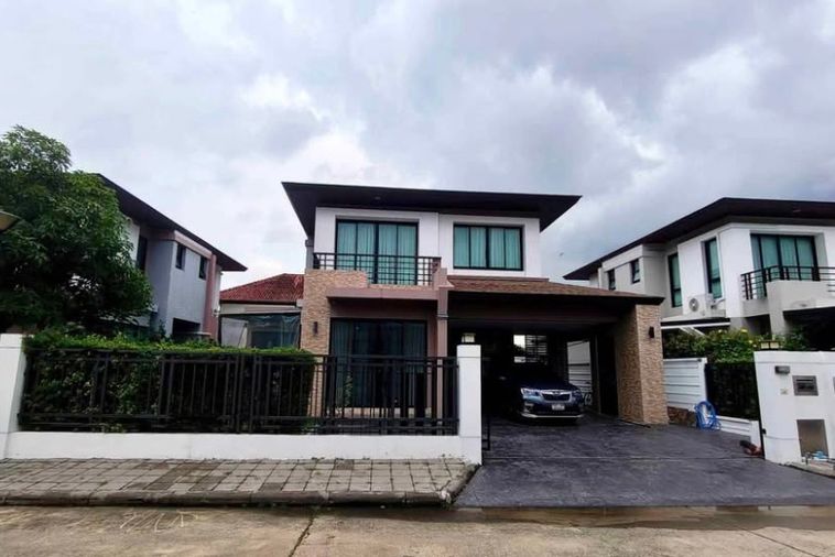 ให้เช่าบ้านเดี่ยว 3 ห้องนอน 67 ตร.ว. อควา ดิวินา รามคำแหง 94