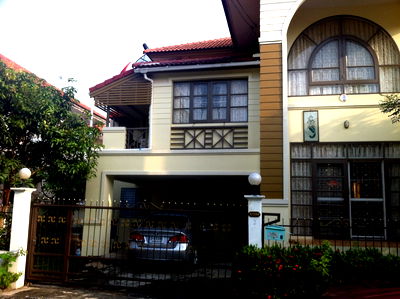 Houses for sale North Bangkok University  : Bargain sale! 2-story (Owner selling directly) detached house, Lalin In The Park, Soi Watcharapol 3