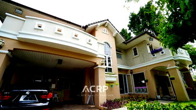 Houses for sale Lumlukka Road : For Sale, Single house with land in project Pakamas, Sukhumvit 71 Rd. (Pridi Banomyong 14)