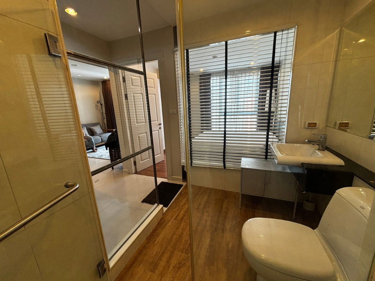 picture The Surawong - 2/11