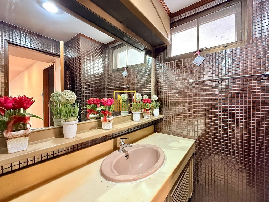 picture Windsor Tower - Large 3 Bedroom Condo For Rent in Asoke - BR5596CD - 13/40