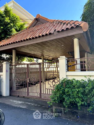 Houses for sale Bang Phli Industrial Estate : 3-BR House close to Suvarnabhumi Airport (ID 2028305)