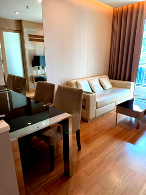 Condos for rent : The Address                Asoke 