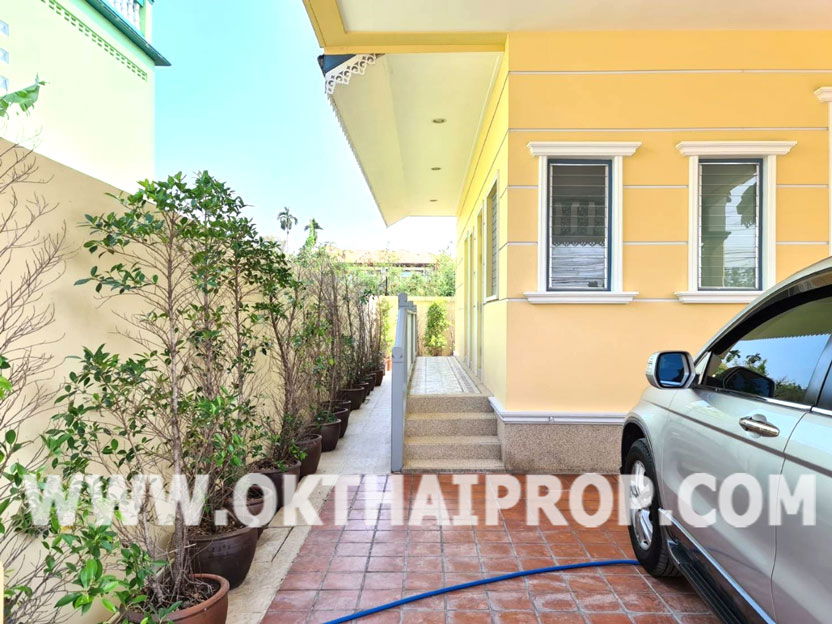 picture House Ladprao Subdistrict, Bang Kapi District, Bangkok - 9/10