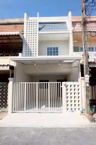 ขายบ้านรีโนเวท 🚩โซนนวมินทร์ เนื้อที่ขนาด 18 ตร.ว. 2 ห้องนอน 2 ห้องน้ำ 🌟ราคาเพียง 2.79 ล้านบาท 🎉ตกแต่งครบพร้อมอยู่