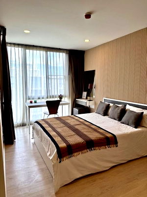 Condos for rent 700 Year Sports Arena Chiang Mai : Palm spring royal condo for rent 18,000 THB Tel. 082-3899314 (Boo)