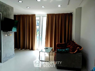 Condos for rent : Studio Condo at Park Royal 1 Pratumnak close to Phratamnak (ID 2521854)