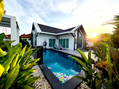 Houses for sale Frost Magical Ice of Siam : Nordic Pool Villa Mabprachan, East Pattaya 3 Bedroom Pool Villa