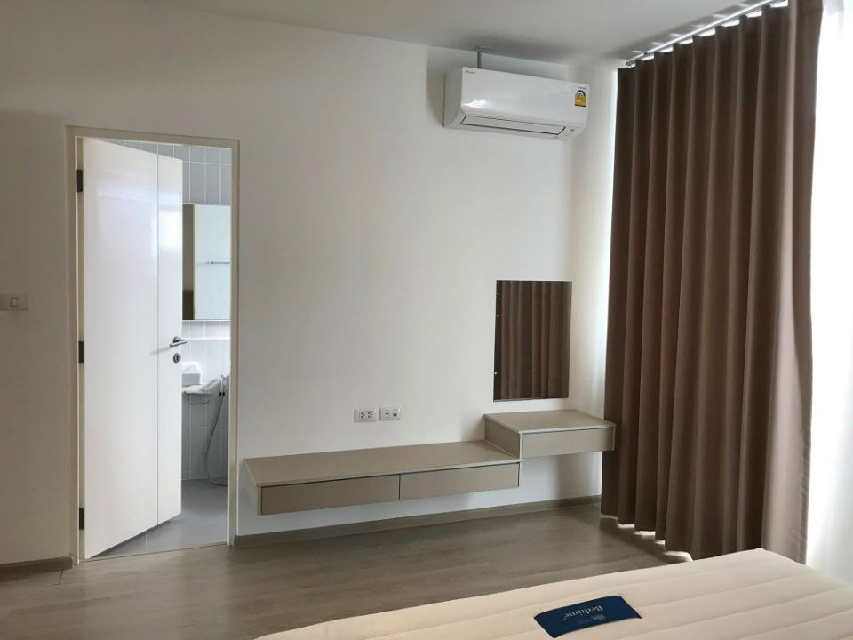 picture For Rent: Indy 2 Bangna-Ramkhamhaeng 2, fully furnished with built-in furniture, close to all amenities, opposite Mega Bangna. RW007375 - 4/13