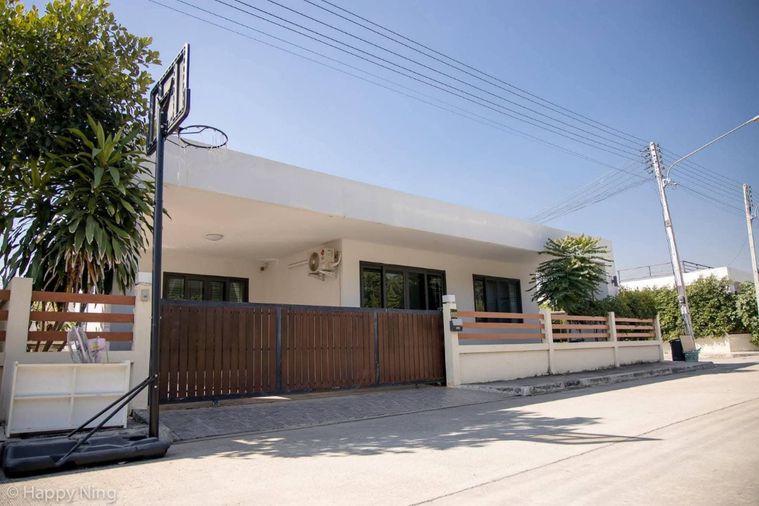 ขาย บ้านว่างพร้อมเข้าอยู่ บ้านชญยลวิว อำเภอเมืองเชียงใหม่ ใกล้สนามบิน (H326) T.0946511456