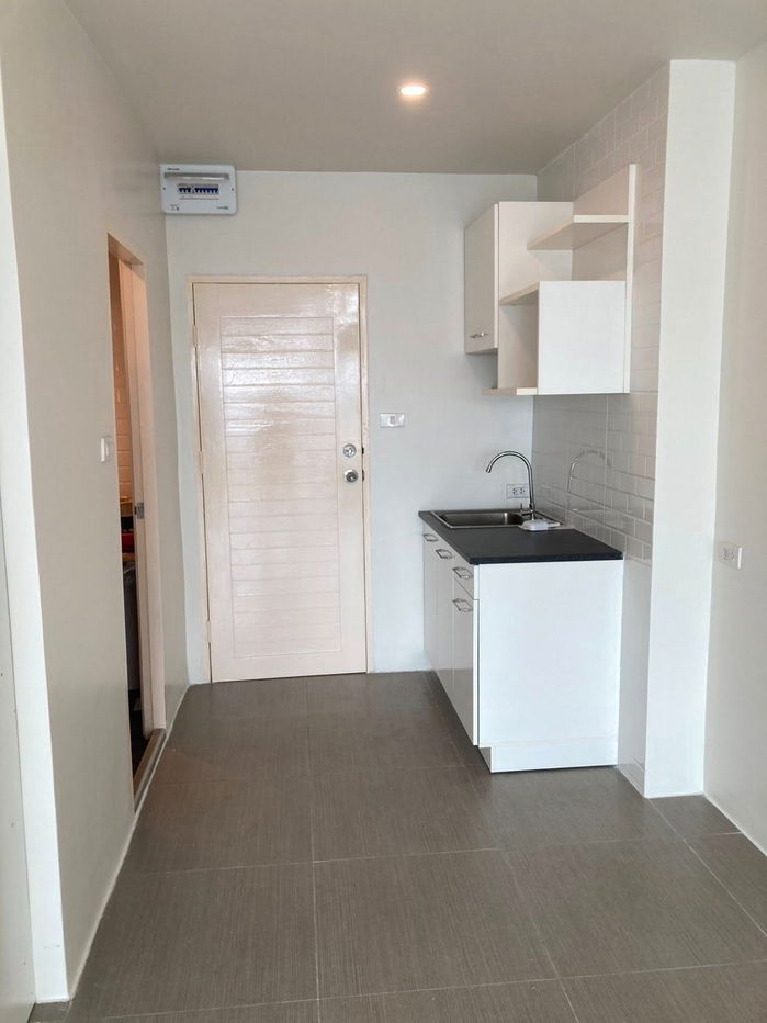 picture Condo for rent La Maison Phaholyothin 24, Studio - 4/7