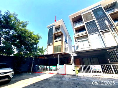 ทาวน์โฮม ปากเกร็ด นนทบุรี : ทาวน์เฮ้าส์ สำหรับขาย เฮ้าส์ โคลเวอร์ บางพลับ ปากเกร็ด นนทบุรี