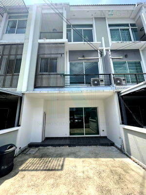 Townhouses for sale Ministry of Commerce Nontha Buri : 📌 For Sell Town house THE METRO RATTANATHIBET 3-story 3 bedroom 3 bathroom