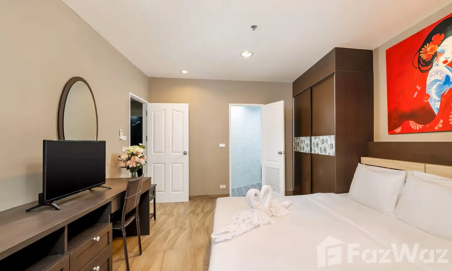 Renovated 2-Bedroom Condo near Bangla road or Jungceylon 5756989 - image 6