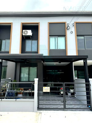 Townhouses for rent Ladkrabang Road Road : 📌 For Rent 2-story Townhouse PLENO TOWN BANGNA KM.24 2 bedroom 2 bathroom