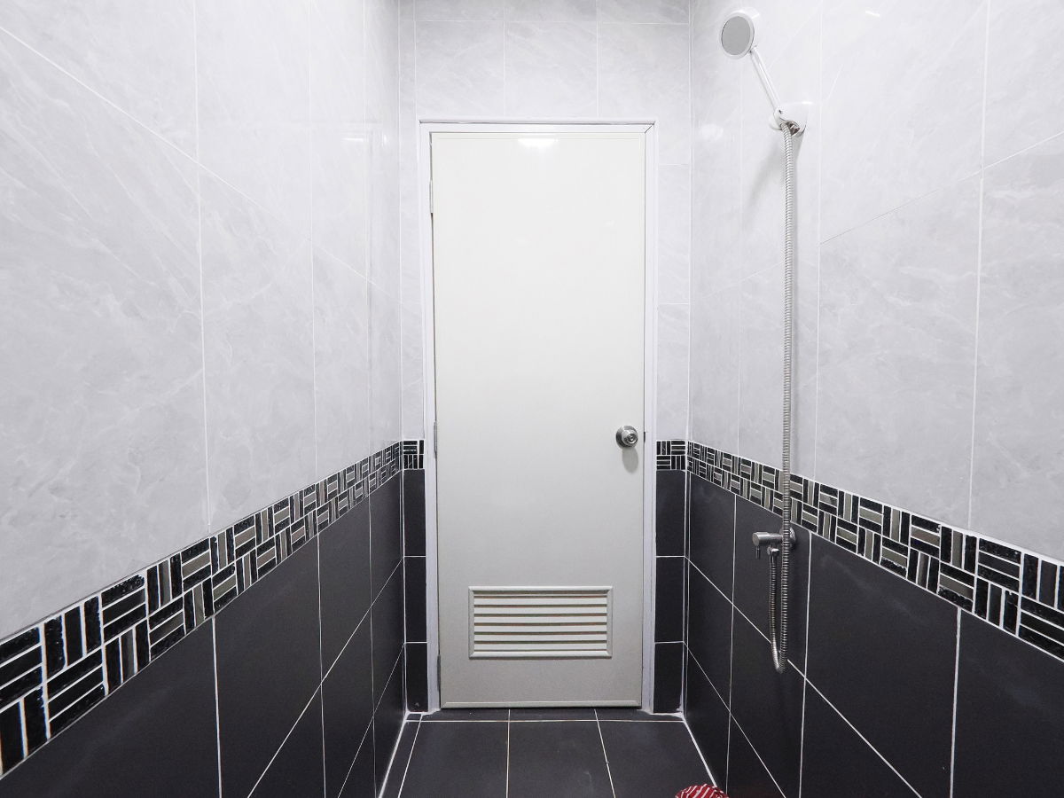 รูป ขายทาวน์เฮ้าส์ 2 ชั้น ม.รินทร์ทอง ขนาด 16 ตร.ว. 2นอน 2น้ำ 1จอดรถ [ลำลูกกา-คลองสอง] ขาย 1.48ล้าน - รูปที่ 11/17