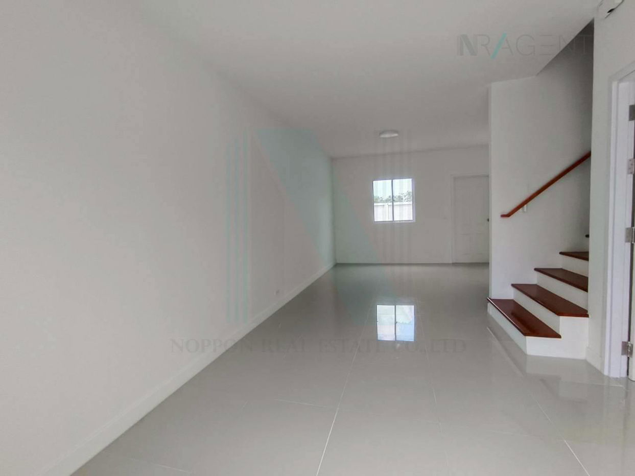 รูป 📌 ขายทาวน์โฮม โครงการ ไลโอ นอฟ วงแหวนฯ-ปิ่นเกล้า ซ.พระนอน 2 ชั้น 4 ห้องนอน 2 ห้องน้ำ - รูปที่ 2/8