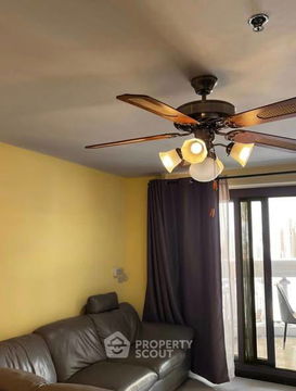 คอนโด 2-ห้องนอน ที่ ณุศา สเตท ทาวเวอร์ คอนโดมิเนียม ใกล้ BTS สะพานตากสิน (ID 2515873)