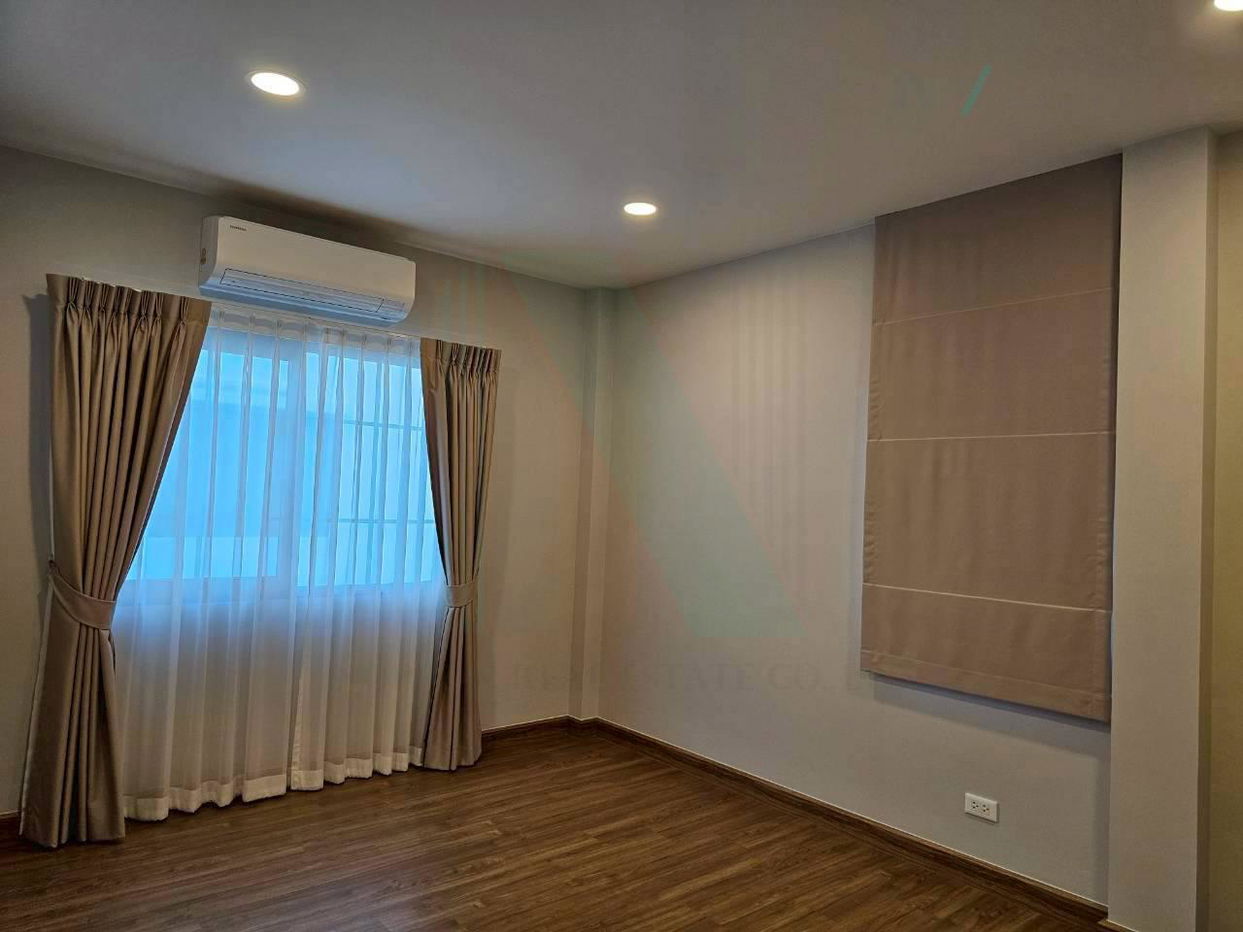 รูป 📌 ให้เช่าบ้านเดี่ยว 2 ชั้น เซนโทร บางนา 4 ห้องนอน 5 ห้องน้ำ - รูปที่ 7/8