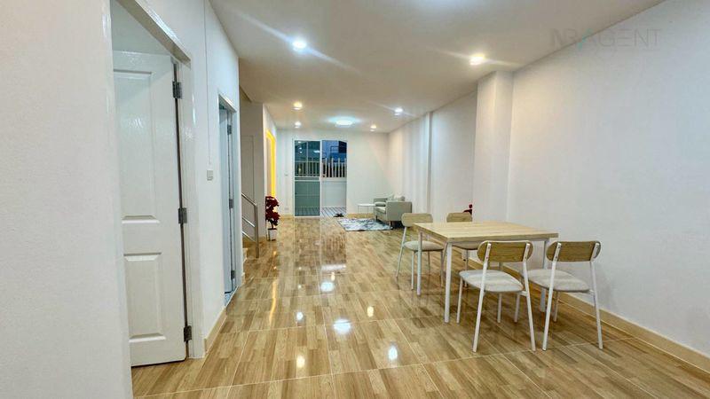 รูป 📌 ขายทาวน์เฮาส์ โครงการ บ้านสุชา บางบัวทอง 2 ชั้น 5 ห้องนอน 2 ห้องน้ำ - รูปที่ 4/8