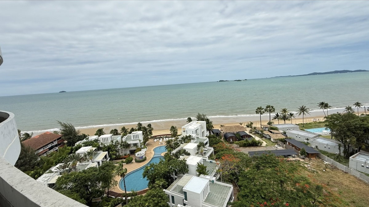 🏖️“Crystal Beach Condo วิวทะเลทุกวัน…ชีวิตที่พักผ่อนเหมือนรีสอร์ท”