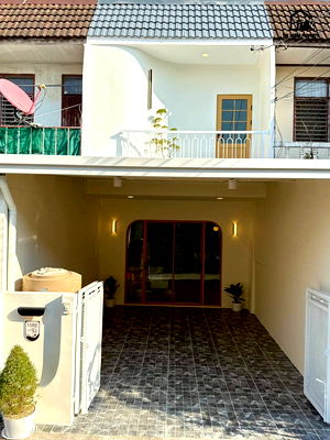 ทาวน์โฮม ซอยแบริ่ง (สุขุมวิท 107) : บ้านมินิมอล มูจิมูใจ​ ย่าน​ สำโรง ซ.วัดด่านสำโรง 56/1