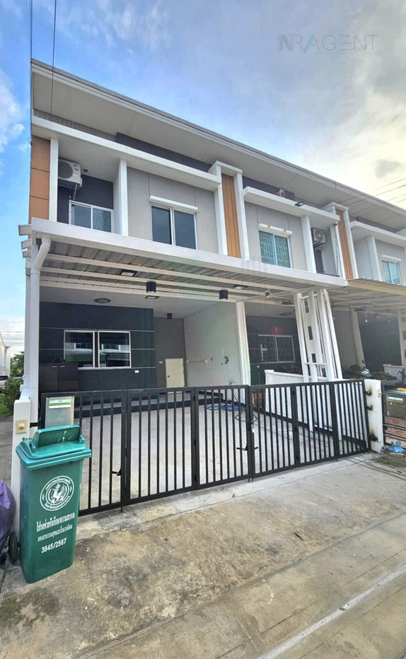 picture 📌 For Rent 2-story Townhouse PLENO SRINAKARIN 3 bedroom 2 bathroom - 1/8