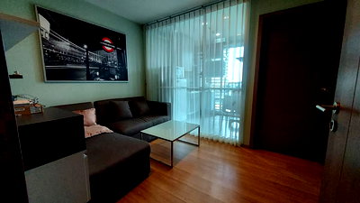 คอนโดให้เช่า : เช่าคอนโด The Base Sukhumvit 77/เดอะ เบส สุขุมวิท 77 (F6901012) ID Line : @condo44