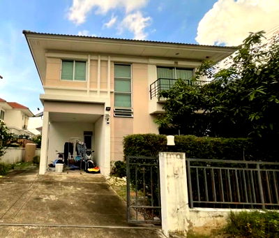 เช่าบ้านเดี่ยว รังสิต คลองสาม  : ให้เช่าบ้านเดี่ยว 2 ชั้น หมู่บ้านไลฟ์ บางกอกบลูลาวาร์ด รังสิตคลอง3  ติดถนนรังสิต นครนายก 