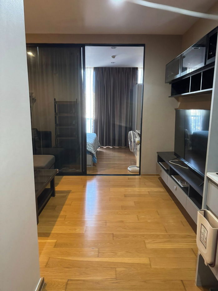 picture BTS Surasak 200 m. Price 20,000 Baht Condo Noble Revo Silom ( Rental ) - 5/8