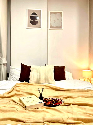 Condos for rent : Large room, Building D, 3rd floor, Atmoz Kanaal Rangsit. Beautifully decorated and ready to move in.