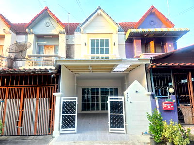 ทาวน์โฮม พหลโยธิน 54/1 : ทาวน์เฮ้าส์ รีโนเวทใหม่ ทำเลดี หมู่บ้านมารวย บางเขน2 ใกล้วัดเกาะ สายไหม พหลโยธิน54/1