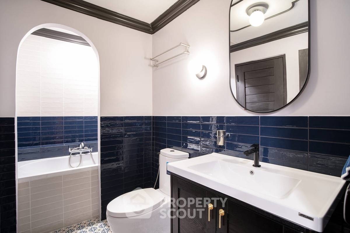 picture 3-BR Condo at D.S. Tower 2 Sukhumvit 39 Condominium near MRT Sukhumvit (ID 2521860) - 11/13