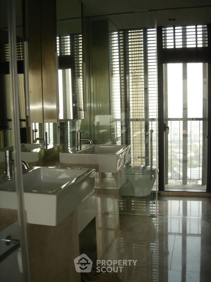 picture 3-BR Condo at The Met Sathorn near BTS Chong Nonsi (ID 2524425) - 3/12