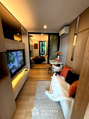 Condos for sale Yaowarat Road : 1-BR Condo at Maru Chula near MRT Hua Lamphong (ID 2208574)