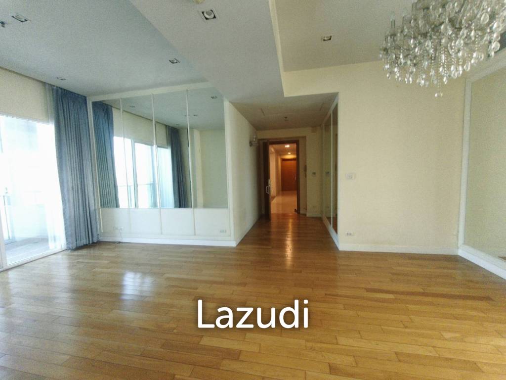 รูป 128 sqm high floor condo Millennium Residence Khlong Toei Bangkok - รูปที่ 6/25