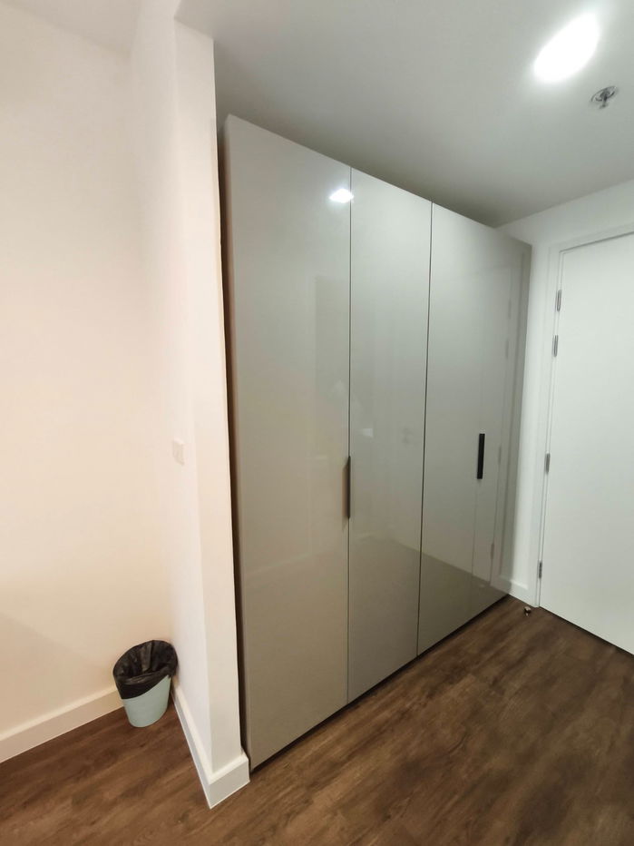 picture BRT Station Rama 9 Bridge 350 m. Price 32,000 Baht Condo Star View ( Rental ) - 8/15