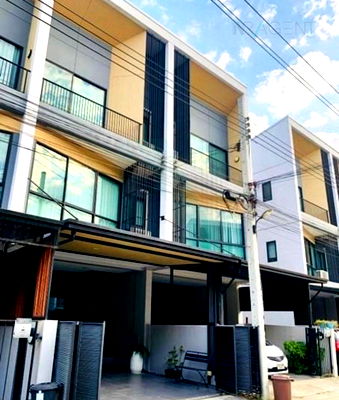 Townhouses for sale Bangkok-Chon Buri Motorway : 📌 For Sell Town house NALIN GRAND AVENUE WONGWAEN-RAMA 9 3-story 3 bedroom 4 bathroom
