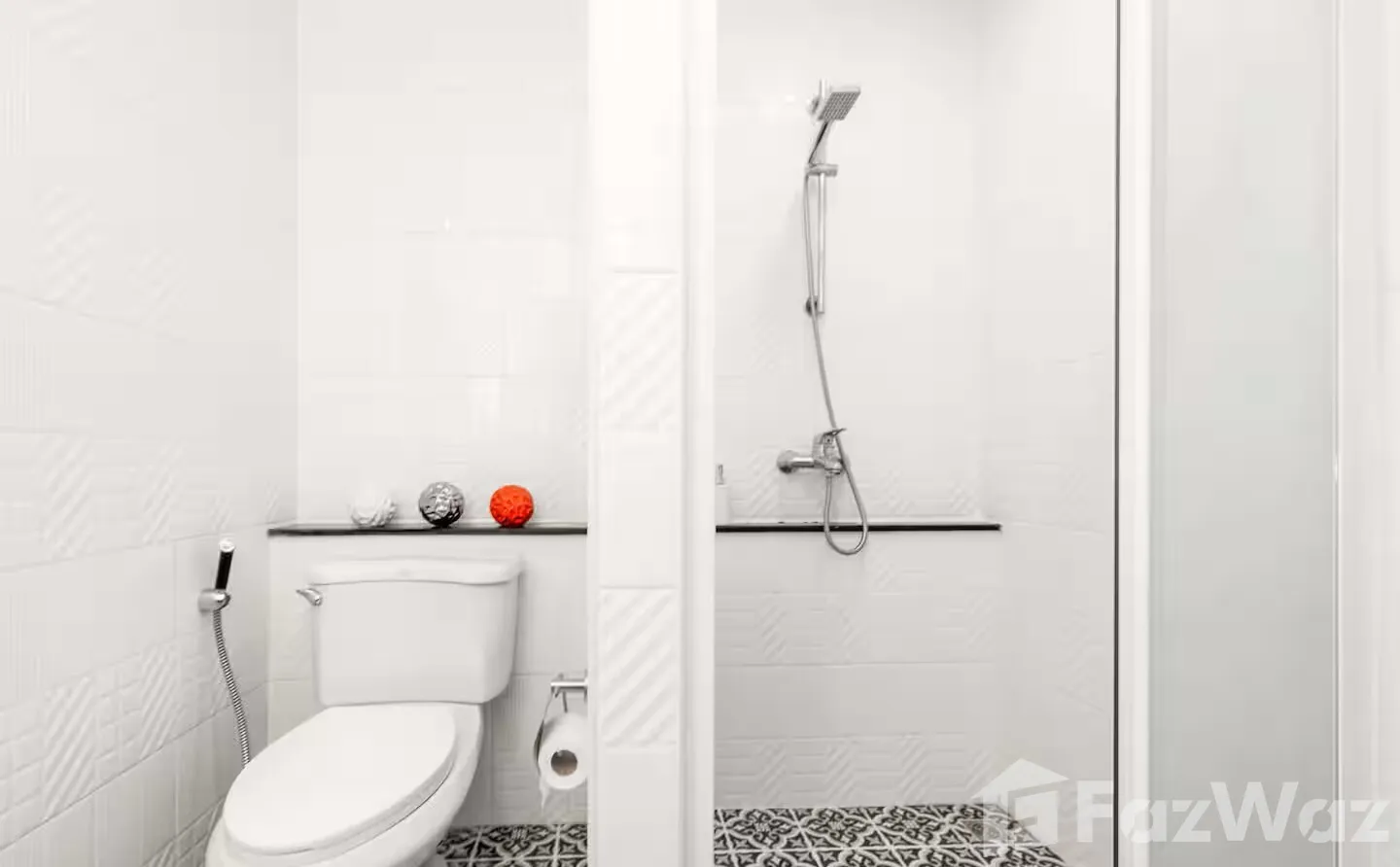 Renovated 2-Bedroom Condo near Bangla road or Jungceylon 5756989