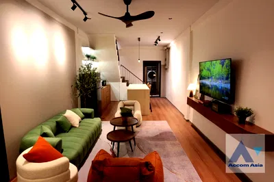 Townhouses for rent St. Andrews International School Bangkok : 🔼🔽 AccomA 📩 Pet friendly 2 BR Townhouse in Khlong Tan Nuea (AA44715)