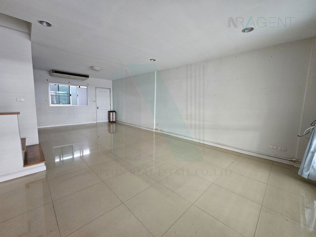 รูป 📌 ขายทาวน์โฮม โครงการ พลัส ซิตี้ พาร์ค งามวงศ์วาน 25 3 ชั้น 3 ห้องนอน 3 ห้องน้ำ - รูปที่ 4/8