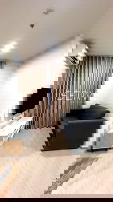 Condos for rent : 2 Beds Large Room Nice Room High Floor Fully furnished Good Location  Next to MRT Lat Phrao 150 m. @  Nue Noble Ratchada Lat Phrao