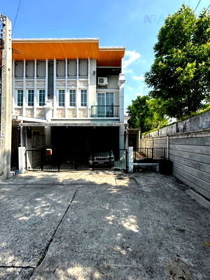 Townhouses for sale Yamjard Vichanusorn School : 📌 For Sell Town house GOLDEN TOWN LADPRAO - KASET NAWAMIN 2-story 3 bedroom 3 bathroom