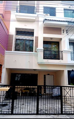 Townhouses for sale Sangkhom Songkhro Road : 📌 For Sell Town house BAAN KLANG MUANG LADPRAO 71 3-story 3 bedroom 4 bathroom