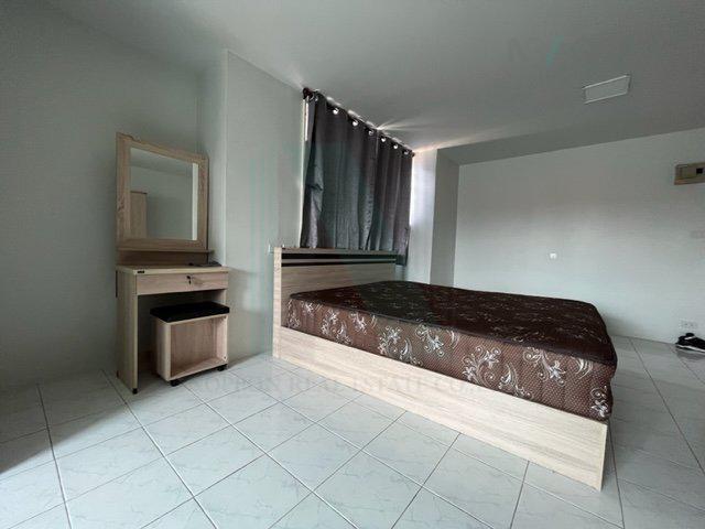 รูป 📌 ให้เช่าคอนโด รอแยล ทาวเวอร์ 3 อาคาร 1 ชั้น 3 สตูดิโอ ขนาด 32 ตรม ใกล้ มหาวิทยาลัยชินวัตร - รูปที่ 4/8