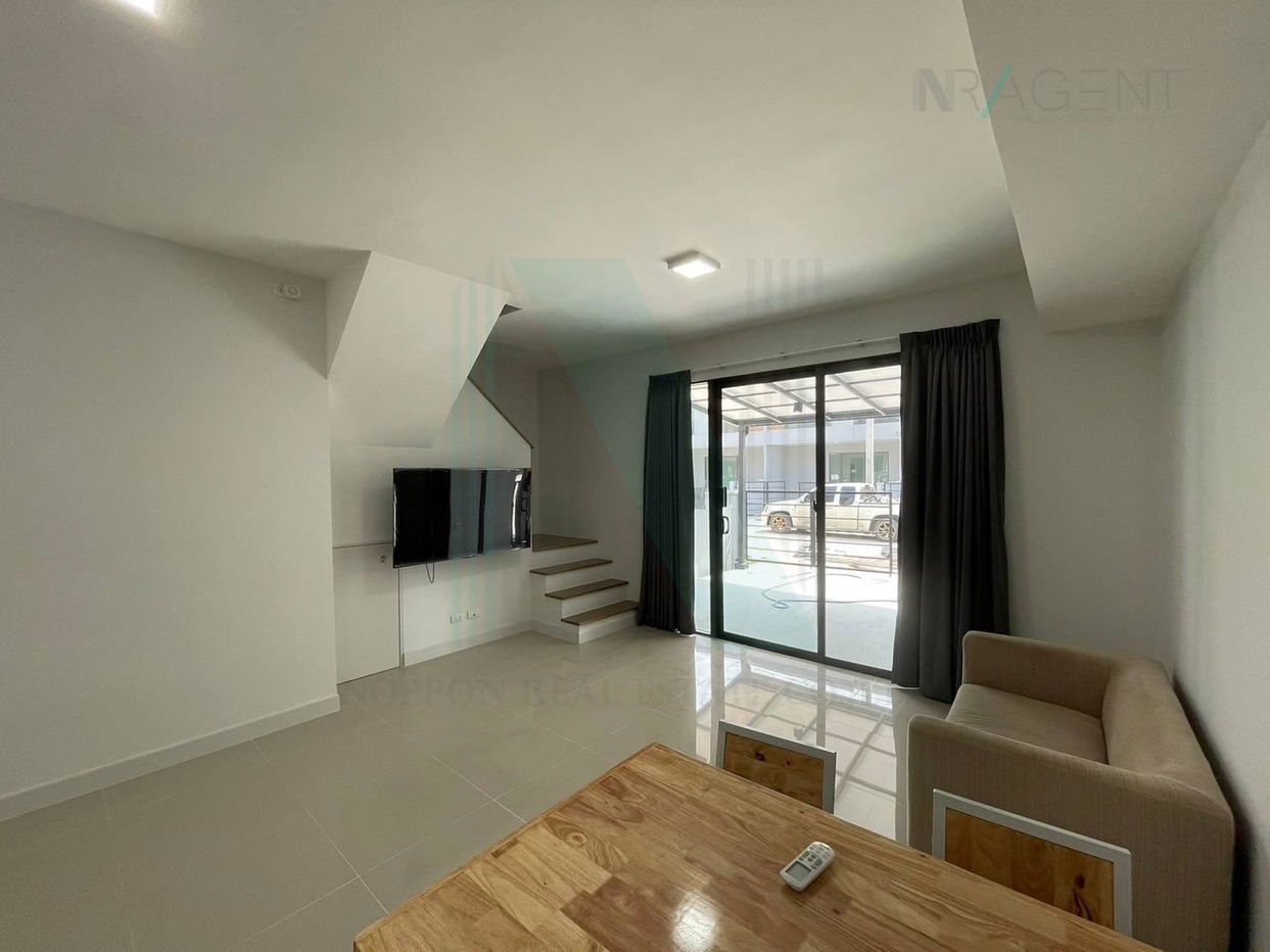 รูป 📌 ให้เช่าทาวน์เฮาส์ 2 ชั้น พลีโน่ สุขุมวิท-บางนา 2 3 ห้องนอน 2 ห้องน้ำ - รูปที่ 2/8