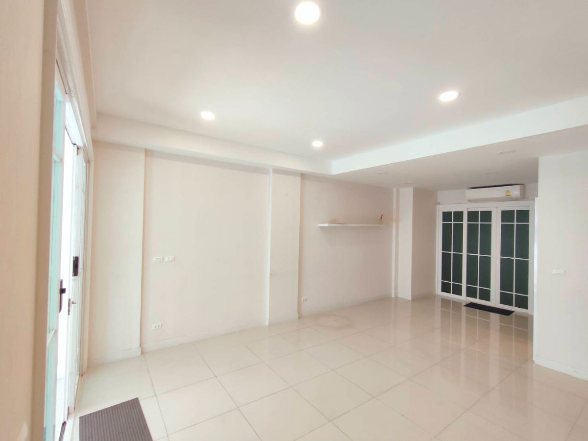 รูป ให้เช่าอาคารพาณิชย์ The Master @Udomsuk (ST-02) - รูปที่ 4/23